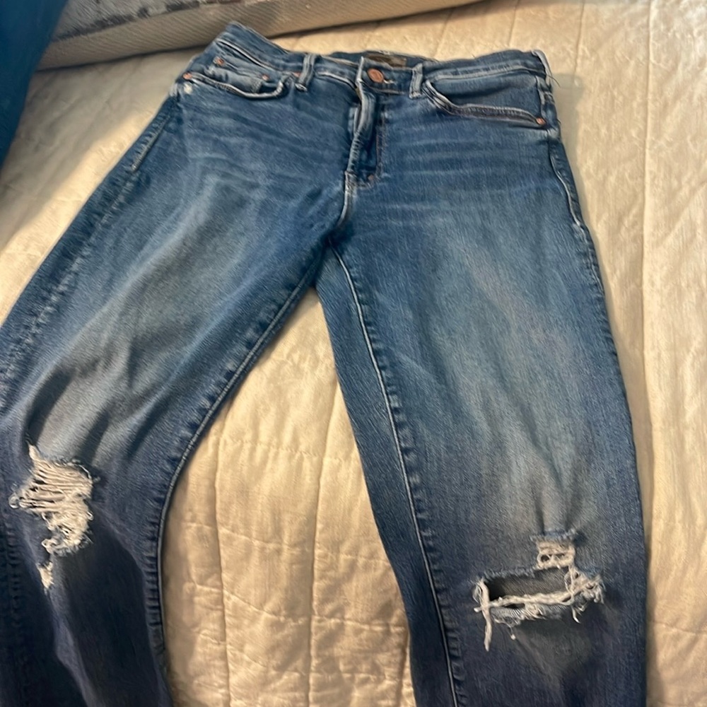Mother jeans insider step crop chew hem